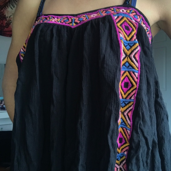 T-shirt never worn - Picture 3 of 3